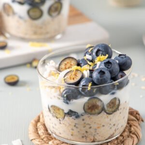 Blueberry overnight oats