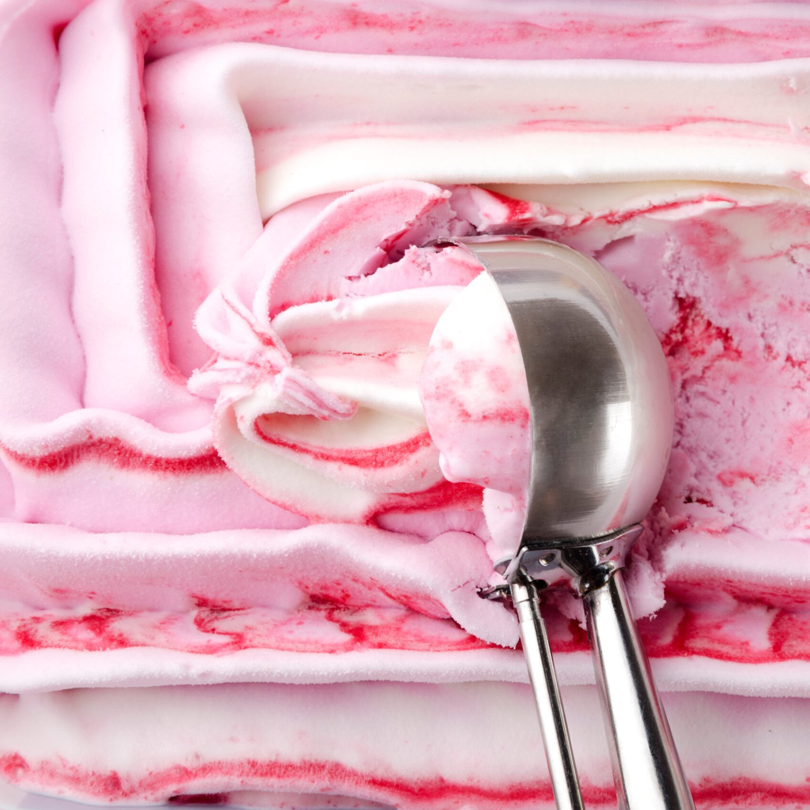 Raspberry frozen yogurt